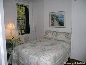 New York 3 Bedrooms roommate share apartment bedroom 1 photo 11