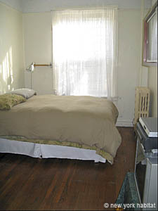 New York 1 Bedroom accommodation - bedroom (NY-5385) photo 1 of 2