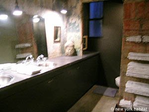 New York 3 Zimmer - Loft wohngemeinschaft - badezimmer 1 (NY-5415) photo 3 von 4