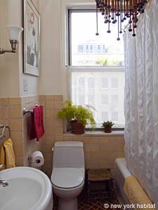New York T2 appartement location vacances - salle d'eau (NY-5710) photo 1 sur 4