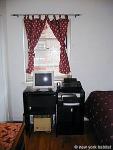 New York 3 Zimmer wohngemeinschaft - schlafzimmer 1 (NY-5748) photo 3 von 4