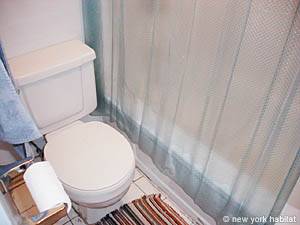New York 3 Zimmer - Duplex wohnungsvermietung - badezimmer 1 (NY-5914) photo 3 von 4