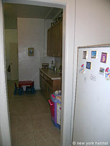 New York 4 Bedrooms roommate share apartment kitchen photo 10