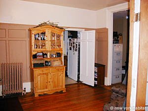 New York 2 Bedroom apartment - living room (NY-6748) photo 6 of 9
