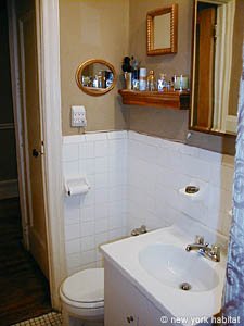 New York 2 Bedroom apartment - bathroom 1 (NY-6748) photo 2 of 2