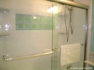 New York 2 Bedroom apartment - bathroom 1 (NY-7211) photo 1 of 2