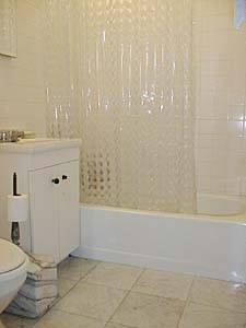 New York Studio/T1 logements location appartements - salle d'eau (NY-7535) photo 1 de 1