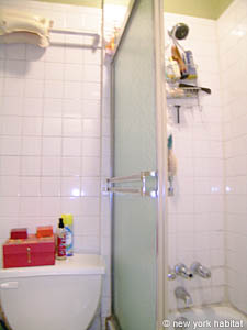 Bathroom - Photo 3 of 4 Bathroom - Photo 3 of 4