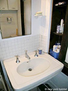 New York 2 Zimmer wohnungsvermietung badezimmer photo 8