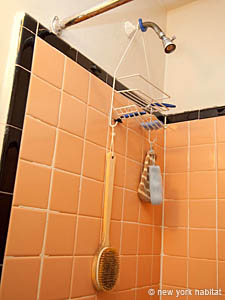New York Studio - Loft accommodation - bathroom (NY-7620) photo 2 of 3