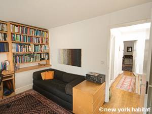 Chambre 2 - Photo 2 sur 4 Chambre 2 - Photo 2 sur 4