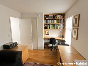 Chambre 2 - Photo 3 sur 4 Chambre 2 - Photo 3 sur 4