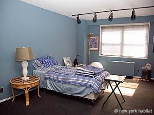New York 3 Camere appartamento da dividere - soggiorno (NY-8145) photo 1 di 7