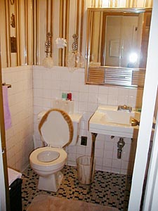 New York 4 Zimmer wohnung bed breakfast - badezimmer 2 (NY-8638) photo 1 von 3