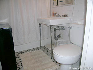 New York 4 Zimmer wohnung bed breakfast - badezimmer 1 (NY-8638) photo 2 von 2