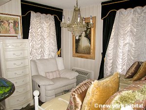 New York 1 Bedroom roommate share apartment - living room (NY-9074) photo 5 of 10