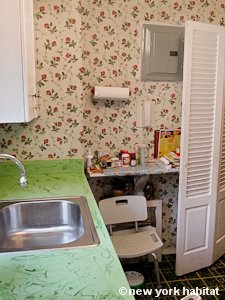 New York 1 Bedroom roommate share apartment - kitchen (NY-9074) photo 2 of 2