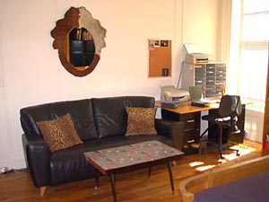 New York Studio accommodation - living room (NY-9134) photo 1 of 6