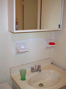 New York Studio accommodation - bathroom (NY-9134) photo 3 of 3