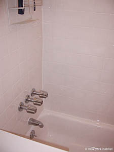New York Studio accommodation - living room (NY-9140) photo 2 of 7