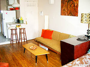 New York Studio accommodation - bathroom (NY-9140) photo 3 of 4