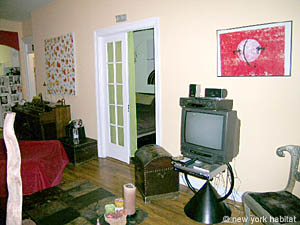 New York 1 Bedroom accommodation - living room (NY-9333) photo 6 of 6