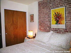 New York 1 Bedroom - Townhouse accommodation bedroom photo 4