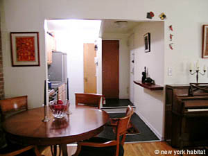 New York 1 Bedroom - Townhouse accommodation living room photo 17