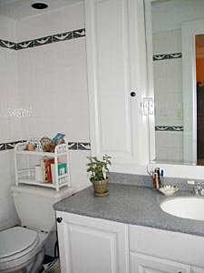 New York 4 Bedroom roommate share apartment - bathroom 1 (NY-9993) photo 2 of 5