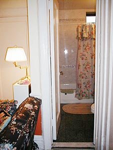 New York 4 Bedroom roommate share apartment - bathroom 2 (NY-9993) photo 1 of 5