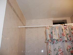 New York 4 Bedroom roommate share apartment - bathroom 2 (NY-9993) photo 3 of 5