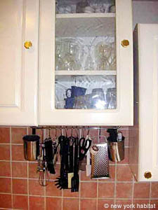 Paris 1 Bedroom apartment - kitchen (PA-4) photo 4 of 5