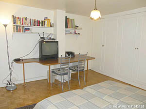 Paris T2 logements location appartements - s&eacute;jour (PA-4) photo 7 de 9