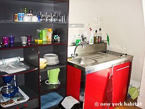 Paris Studio/T1 logements location appartements - salle d'eau (PA-80) photo 2 de 2