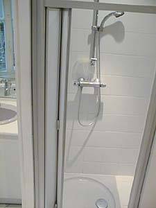 Paris 2 Zimmer wohnungsvermietung - badezimmer (PA-105) photo 4 von 6
