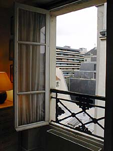 Paris T3 - Duplex appartement location vacances - chambre 1 (PA-164) photo 3 sur 3