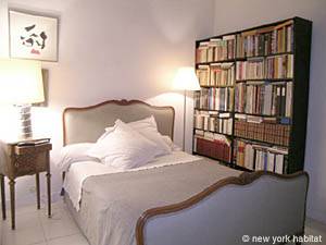 Paris 1 Bedroom apartment - bedroom (PA-421) photo 1 of 3