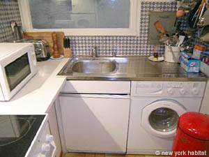 Paris 1 Bedroom apartment - kitchen (PA-421) photo 3 of 3