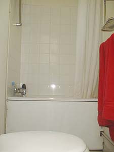 Paris Studio apartment - bathroom (PA-478) photo 2 of 2