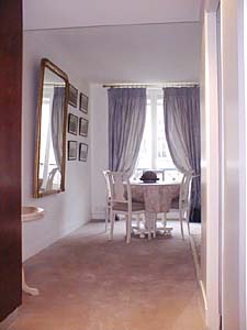 Paris T2 appartements location vacances - s&eacute;jour (PA-529) photo 1 de 6