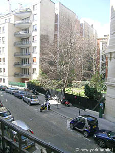 Paris 4 Bedroom accommodation - bedroom 2 (PA-586) photo 4 of 5