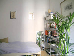 Paris 4 Bedroom accommodation - bedroom 4 (PA-586) photo 1 of 2