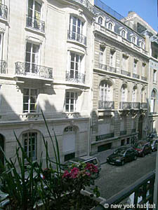 Paris 4 Bedroom accommodation - living room (PA-586) photo 9 of 10