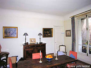Paris 4 Bedroom accommodation - living room (PA-586) photo 8 of 10
