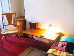 Paris T2 appartements location vacances - chambre (PA-657) photo 4 de 6