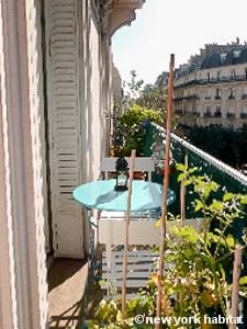 Paris 2 Bedroom accommodation - living room (PA-683) photo 9 of 11
