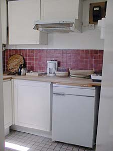 Paris Studio apartment - kitchen (PA-705) photo 2 of 3