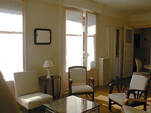 Paris 2 Zimmer ferienwohnung - wohnzimmer (PA-713) photo 3 von 5