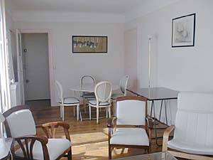 Paris 2 Zimmer ferienwohnung - wohnzimmer (PA-713) photo 4 von 5