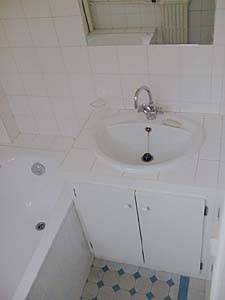 Paris 2 Zimmer ferienwohnung - badezimmer (PA-713) photo 2 von 2